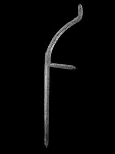 Sara throwing knife 03, Chad